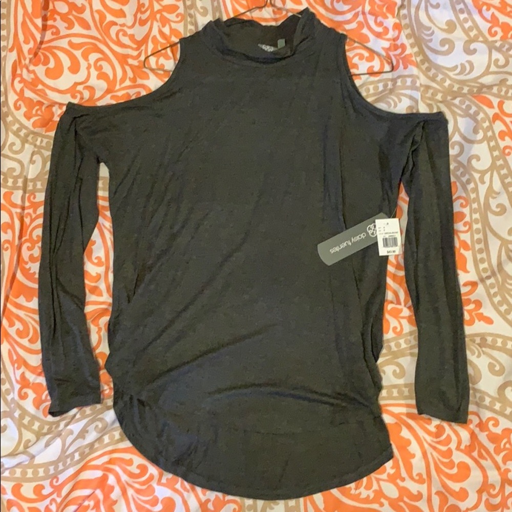 Daisy Fuentes Shoulder-less Top